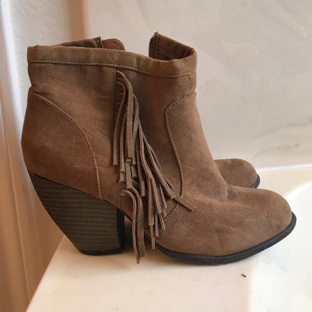 Tassel ankle booties
